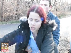 Русский пикапер трахает рыжую женщину на зимней улице